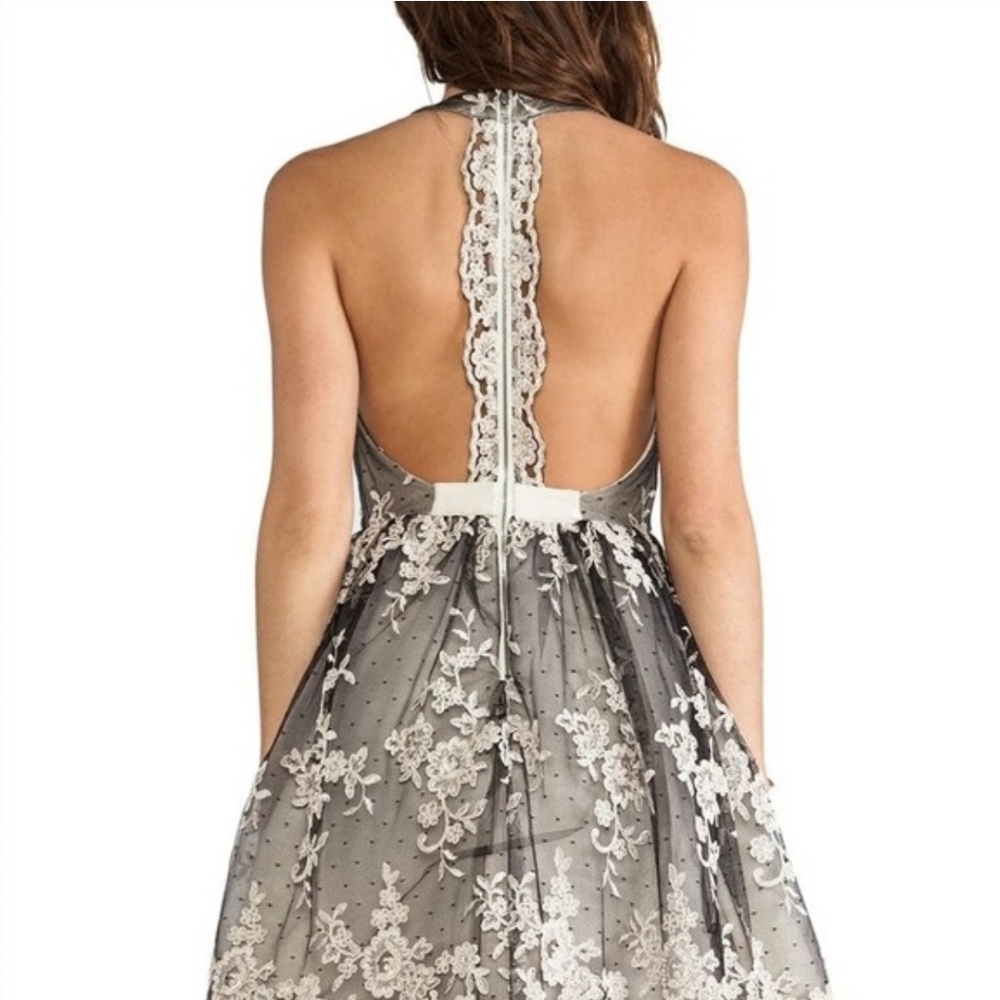 Alice + Olivia Beatrice T-back Lace Dress Size 0 - Picture 2 of 7